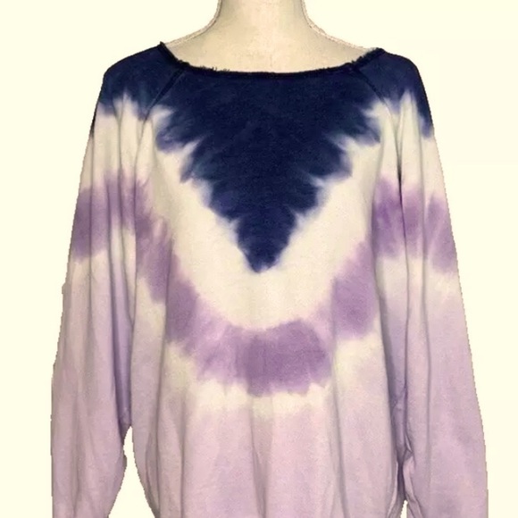 Aerie American Eagle Pink Blue Raw Cut City Sweatshirt Medium EUC - Picture 2 of 12